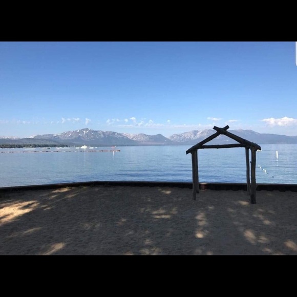 Meet your Posher, Carlie - Picture 1 of 1